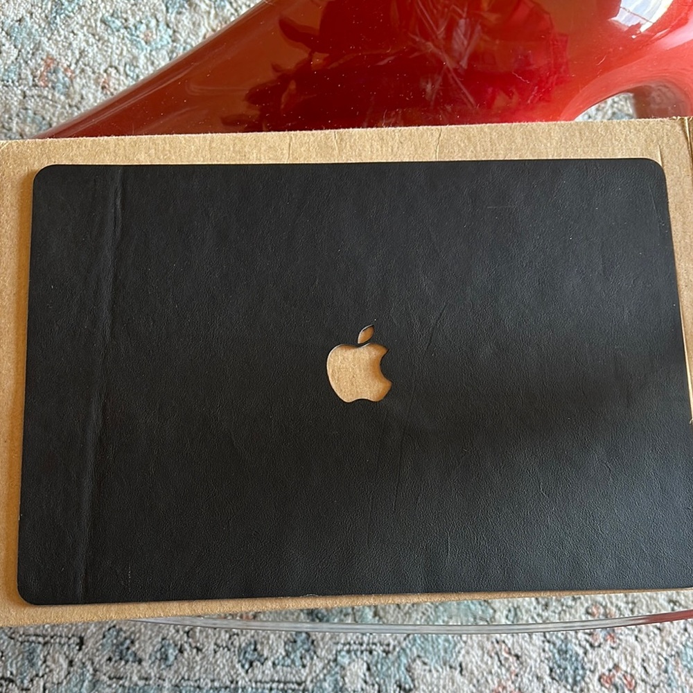 MacBook Premium Leather Cover